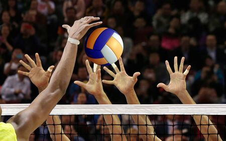 "Espérance de Tunis domine au play-off, USTS leader en play-out !"